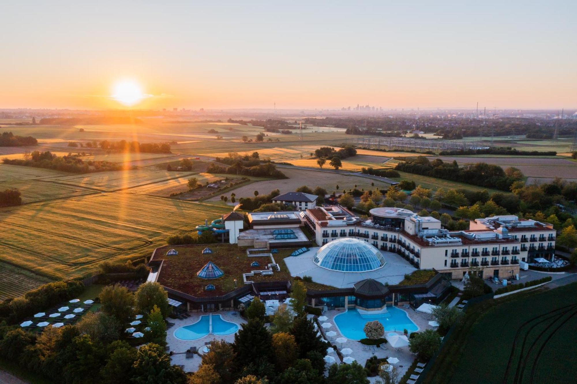 Vital Hotel Rhein Main Therme Wellness Resort & Spa Hofheim am Taunus Exterior foto