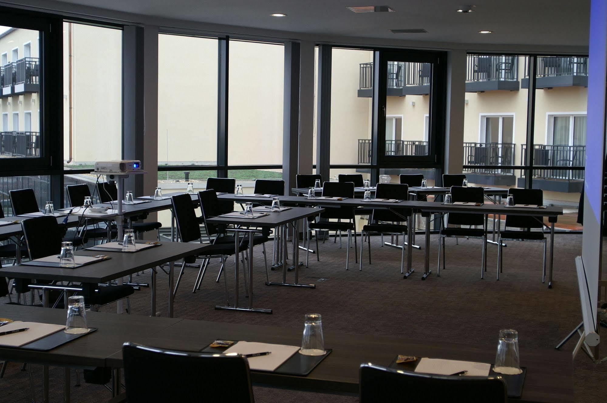 Vital Hotel Rhein Main Therme Wellness Resort & Spa Hofheim am Taunus Exterior foto